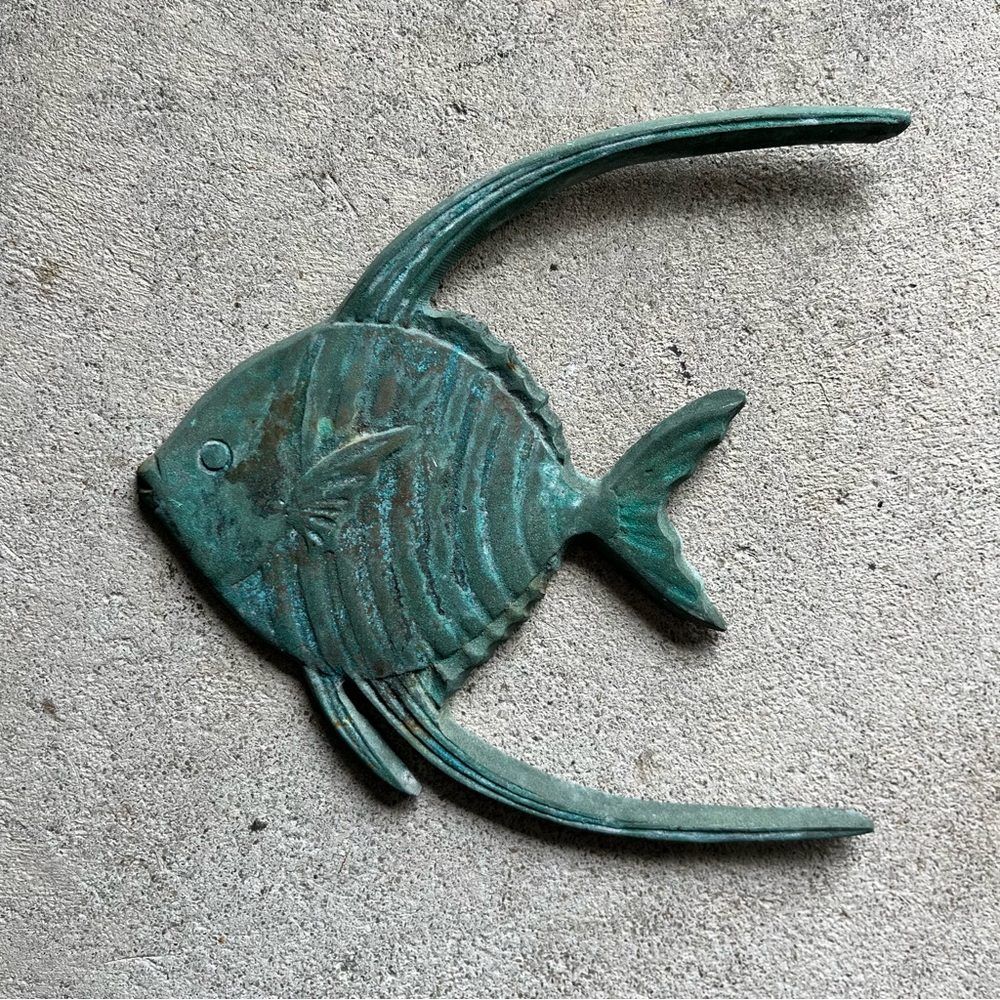 Metal Fish Wall Decor Art Sculpture Heavy Patina Green Nautical Coastal - Picture 2 of 5